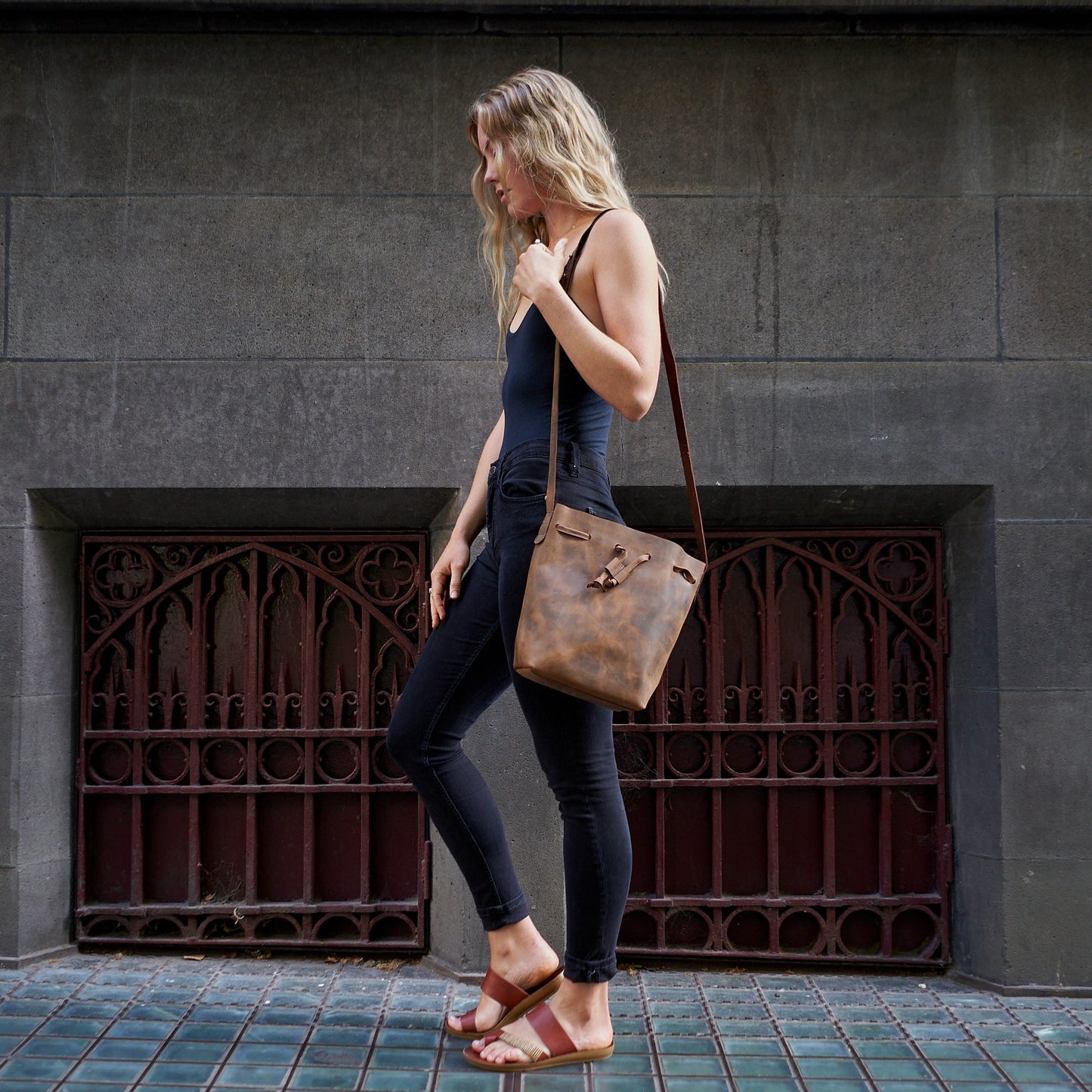 Genuine Tan Leather Crossbody Bag Small Leather Purse Minimalist Bag Modern Leather Wristlet Clutch Bag Crossbody Leather Tote Gift Bag